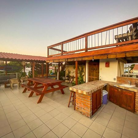 Wandering Monkey Guest House Mazatlán Exterior foto